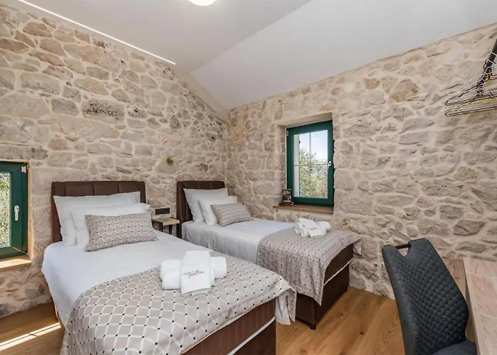 Beautiful In Poljaci Дом отдыха